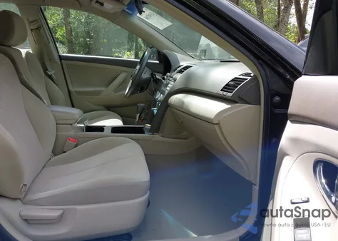 2011 Toyota Camry Le z USA, uszkodzony, nr VIN 4T1BF3EK0BU763405